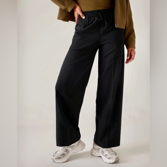 NEW ✨ Athleta Stride Pant Wide Leg Stretch Black Comfort Large Roomy - Picture 8 of 8